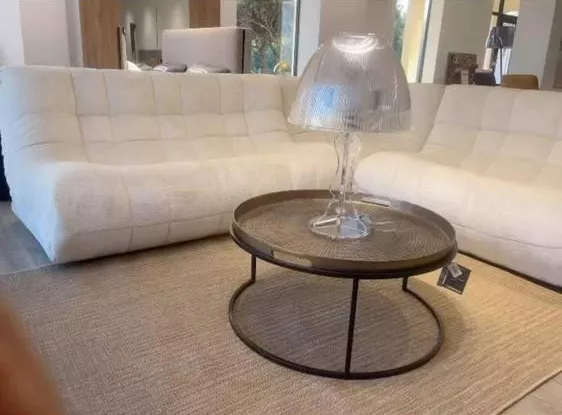 Magasin de meubles, Ghisonaccia, Maison Mancini