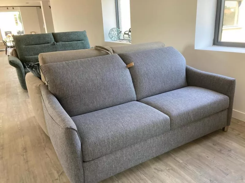 Vente de canapés, Ghisonaccia, Maison Mancini