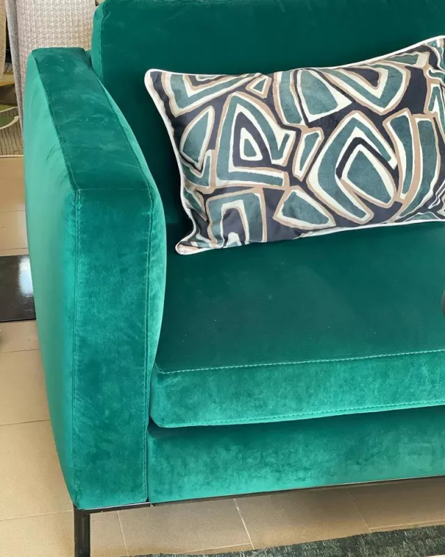 Vente de canapés, Ghisonaccia, Maison Mancini