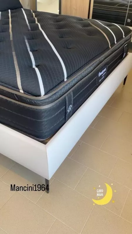 Magasin de literie, Ghisonaccia, Maison Mancini